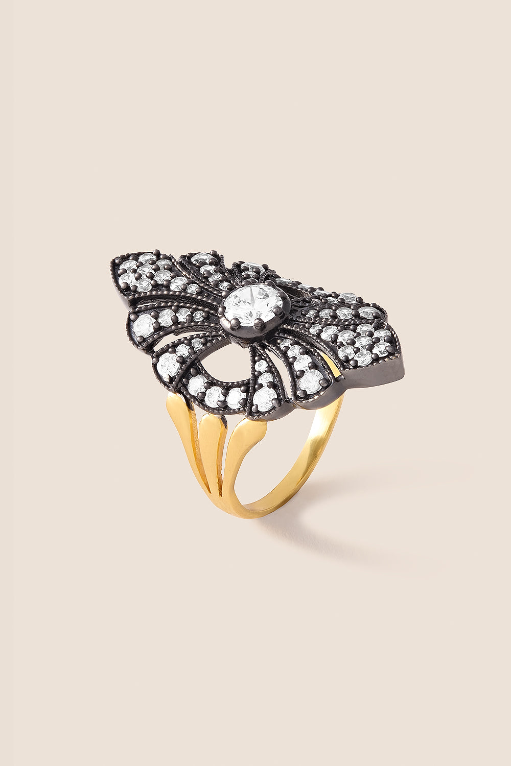 Anillo Adriana